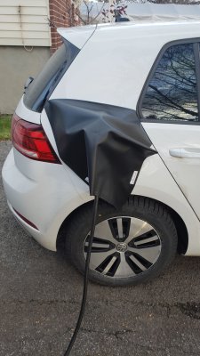 VOLKSWAGEN E-GOLF
