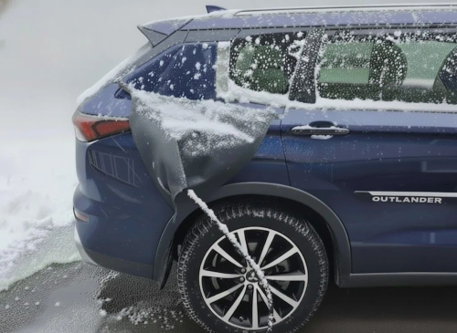 MITSUBISHI OUTLANDER PHEV
